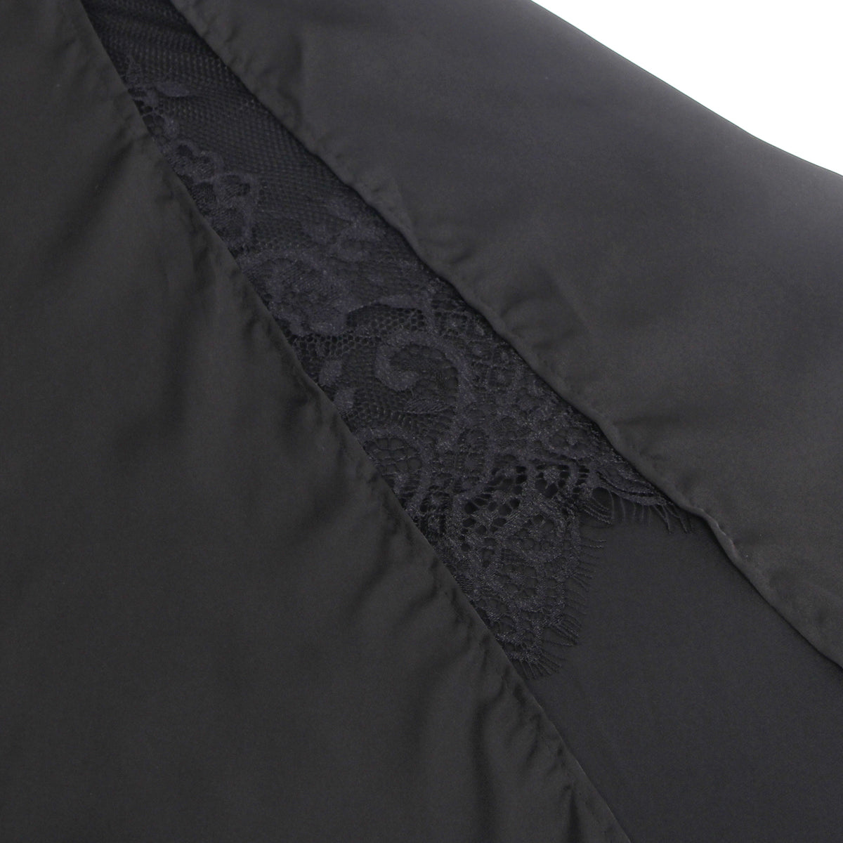 Chemise de nuit sexy à bretelles, dos nu et fendue