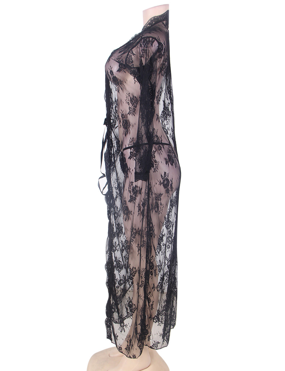 Nuisette de nuit longue en dentelle délicate noire