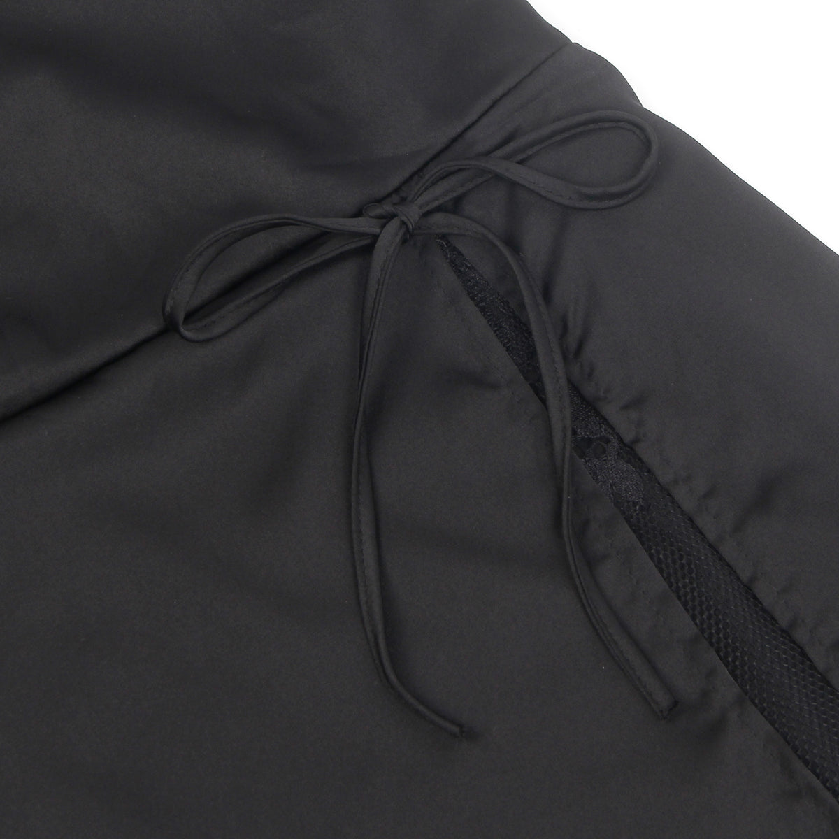 Chemise de nuit sexy à bretelles, dos nu et fendue