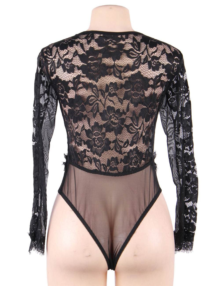 Body noir en dentelle et tulle avec décolleté plongeant