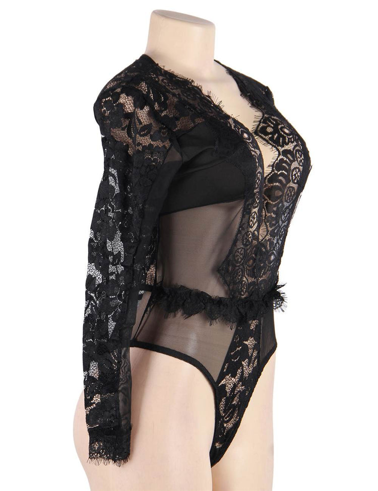 Body noir en dentelle et tulle avec décolleté plongeant