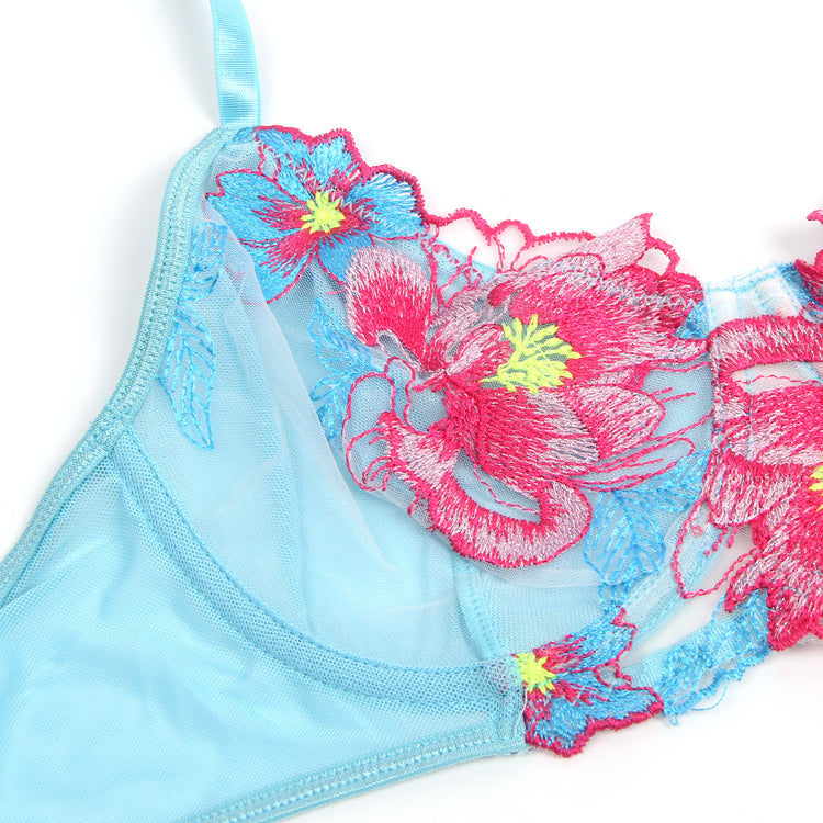 Ensemble Lingerie Dentelle Fleurie - Soutien-Gorge, Porte-Jarretelles et String