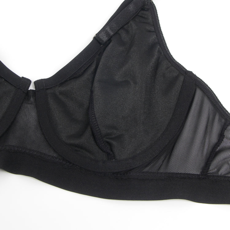 Ensemble Lingerie Noir Intense - Soutien-Gorge, Porte-Jarretelles et Culotte