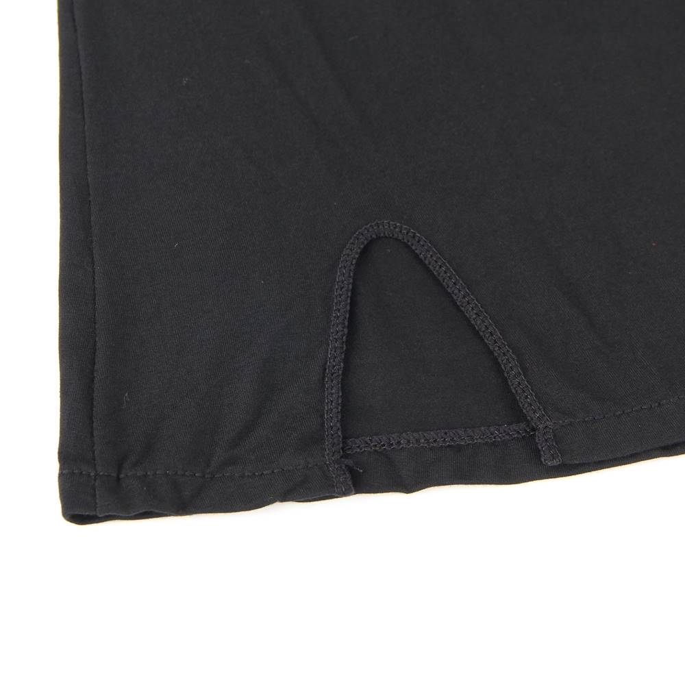 Nuisette Satinée Noire avec Broderie Élégante